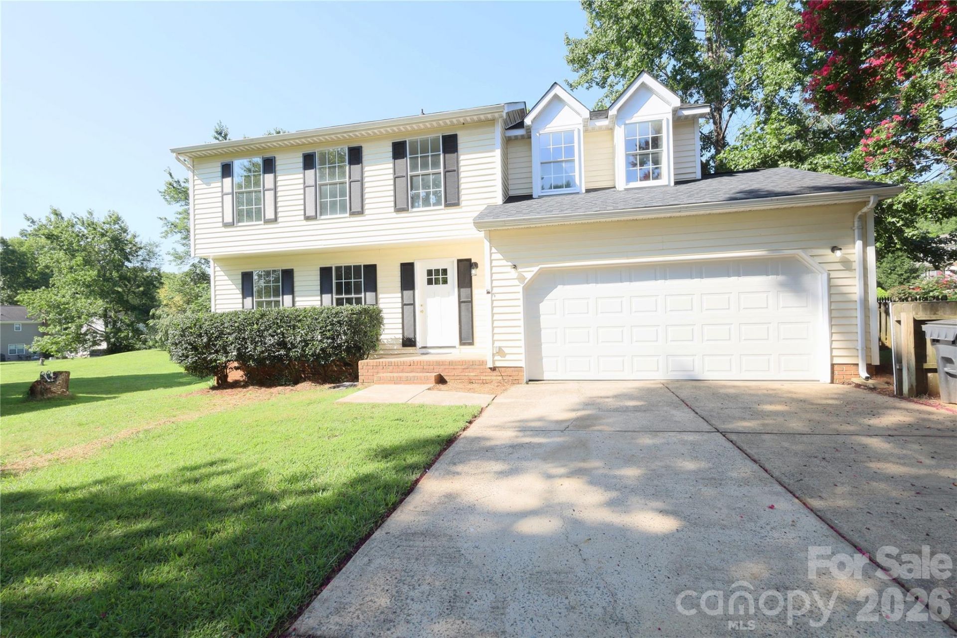 2000 Teresa Jill Drive, Charlotte, NC 28213 Main Photo