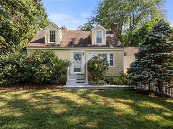 167 Glezen Ln, Wayland, MA 01778