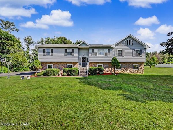 4002 Saint Marys Road, Wapwallopen, PA 18660