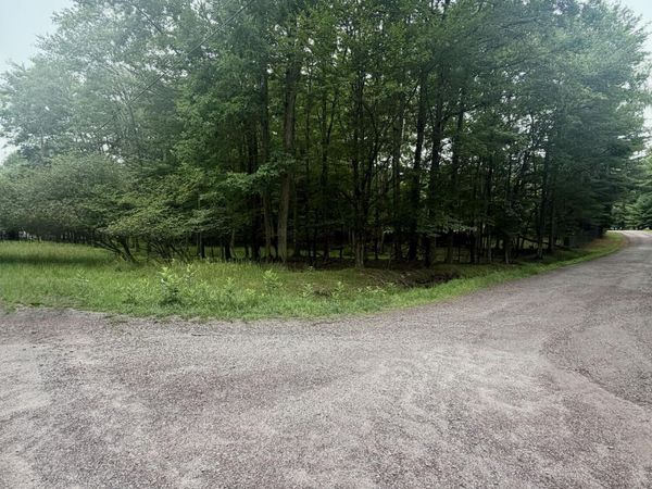 42 Sunshine Drive, White Haven, PA 18661