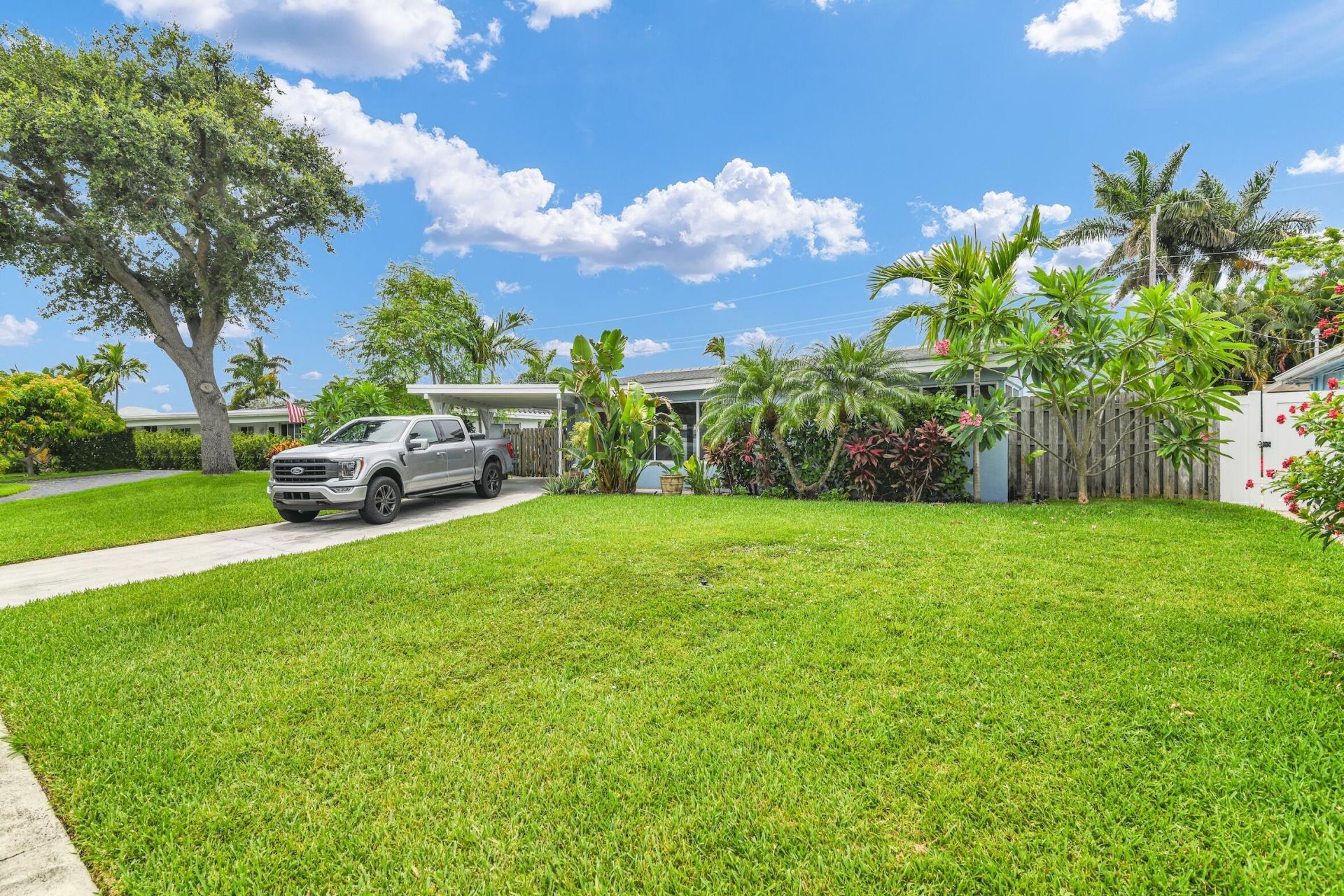 909 SE 16 Place, Deerfield Beach, FL 33441 Photo