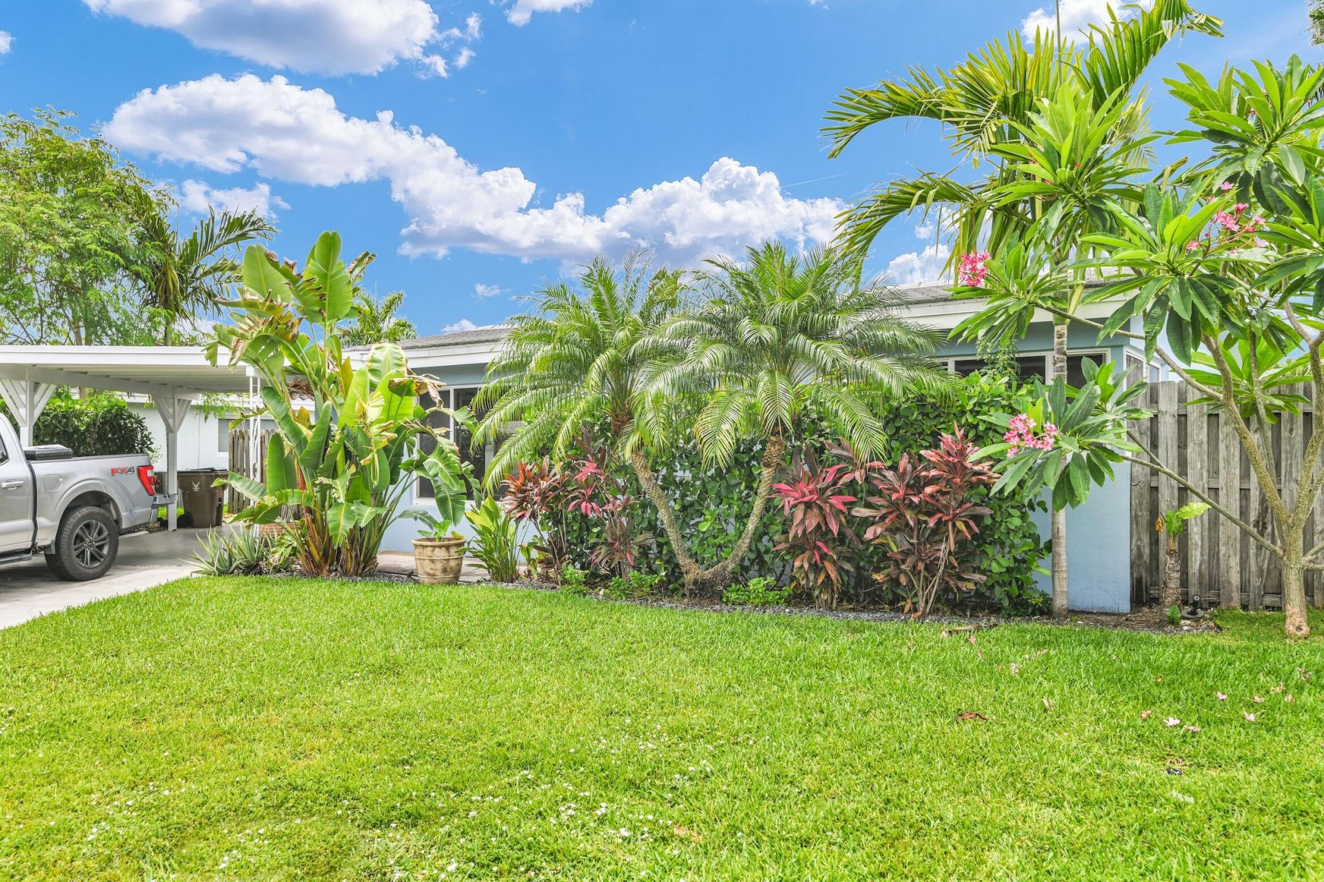 909 SE 16 Place, Deerfield Beach, FL 33441 Photo