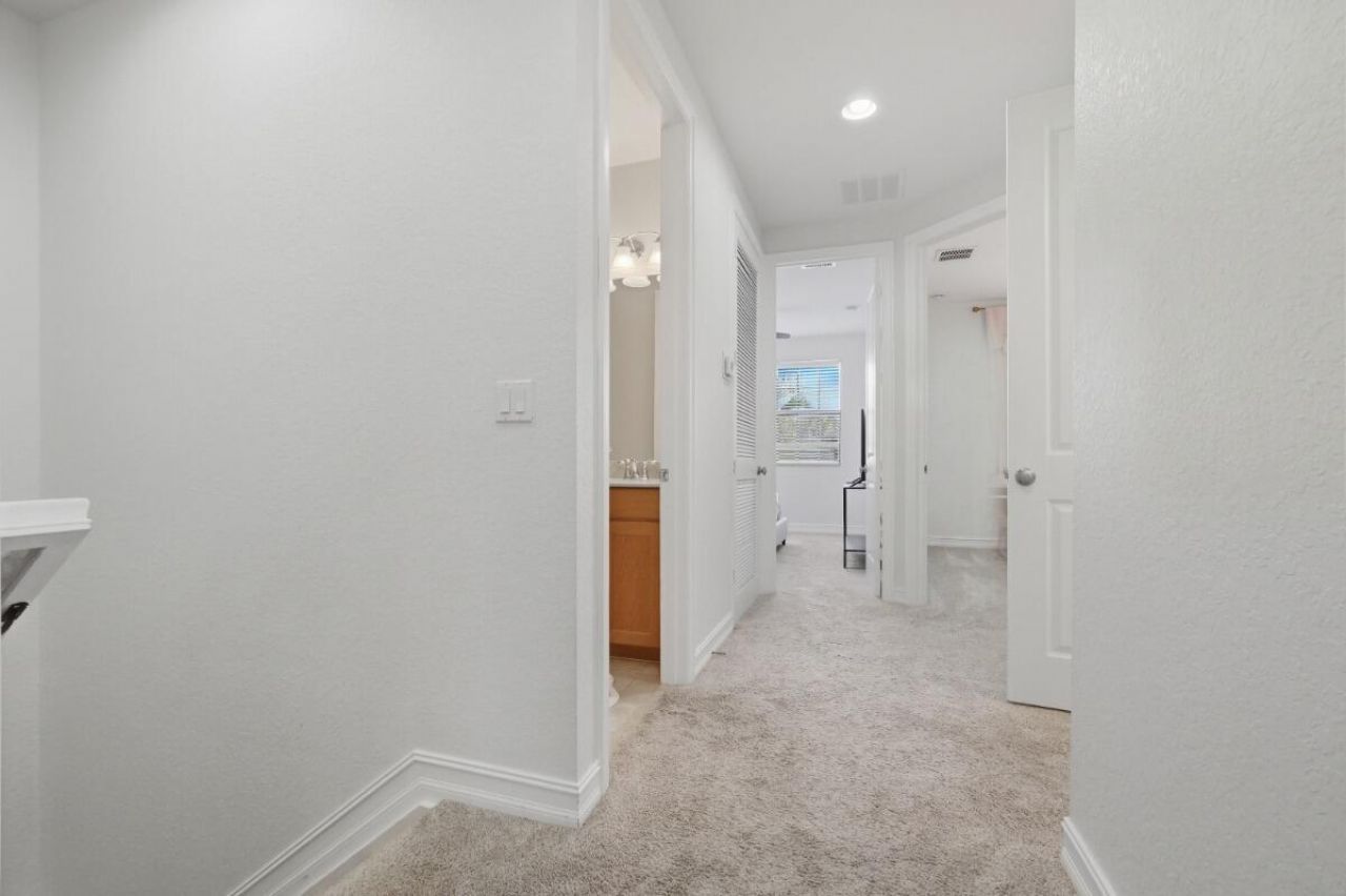 10822 NW 72nd Place, Parkland, FL 33076 Photo