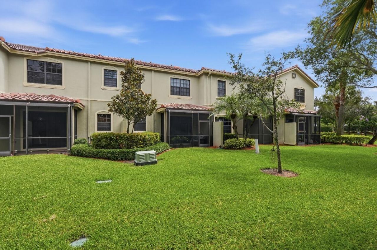 10822 NW 72nd Place, Parkland, FL 33076 Photo