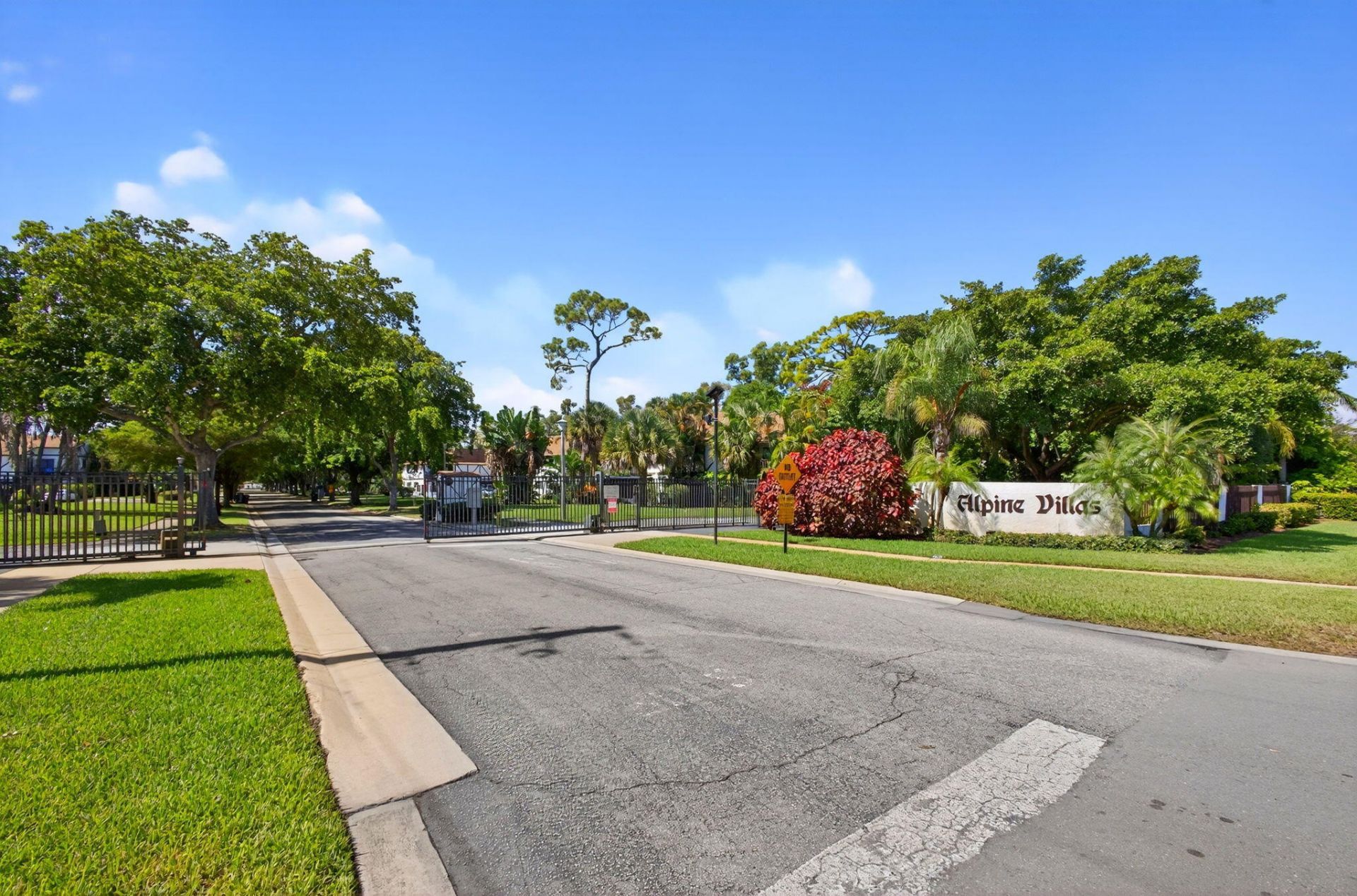 2399 Lena Lane, West Palm Beach, FL 33415 Photo