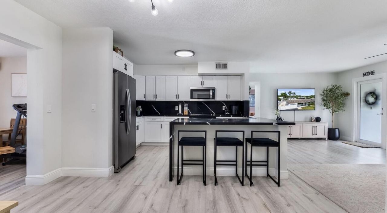 542 NW 47th Avenue, Plantation, FL 33317 Photo