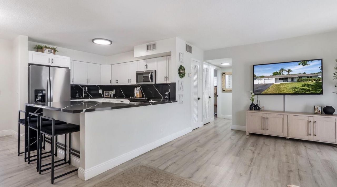 542 NW 47th Avenue, Plantation, FL 33317 Photo