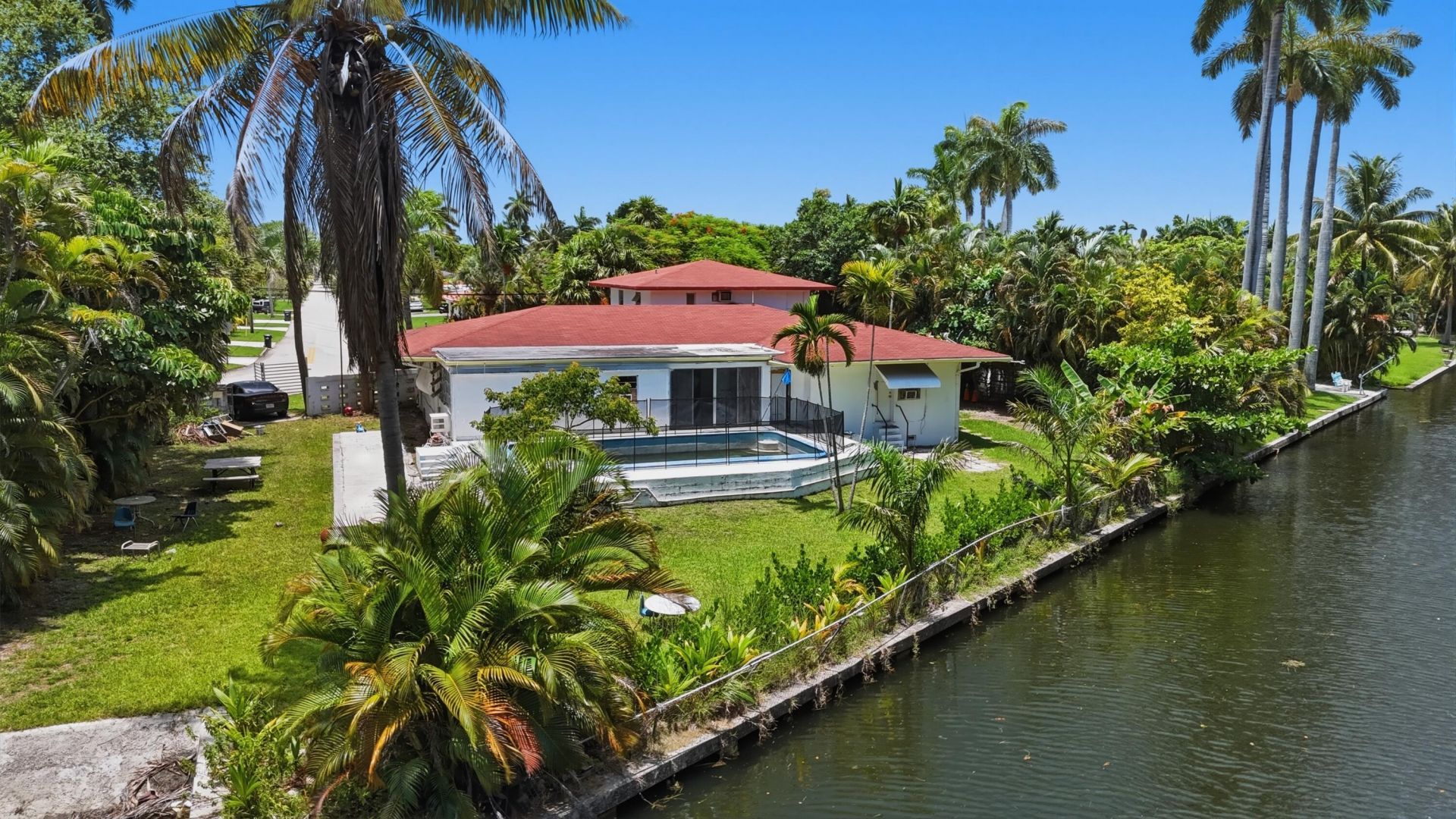 11401 W Biscayne Canal Road, Miami, FL 33161 Photo