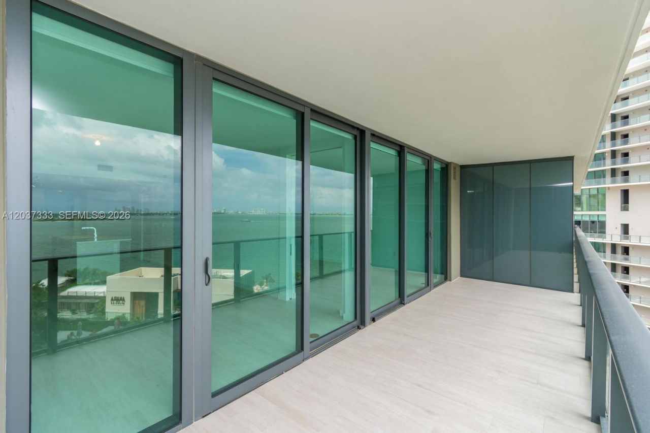 650 NE 32nd St , Unit 805, Miami, FL 33137 Photo