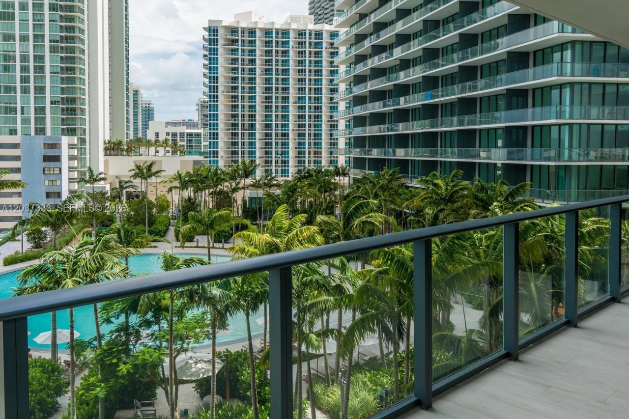 650 NE 32nd St , Unit 805, Miami, FL 33137 Photo