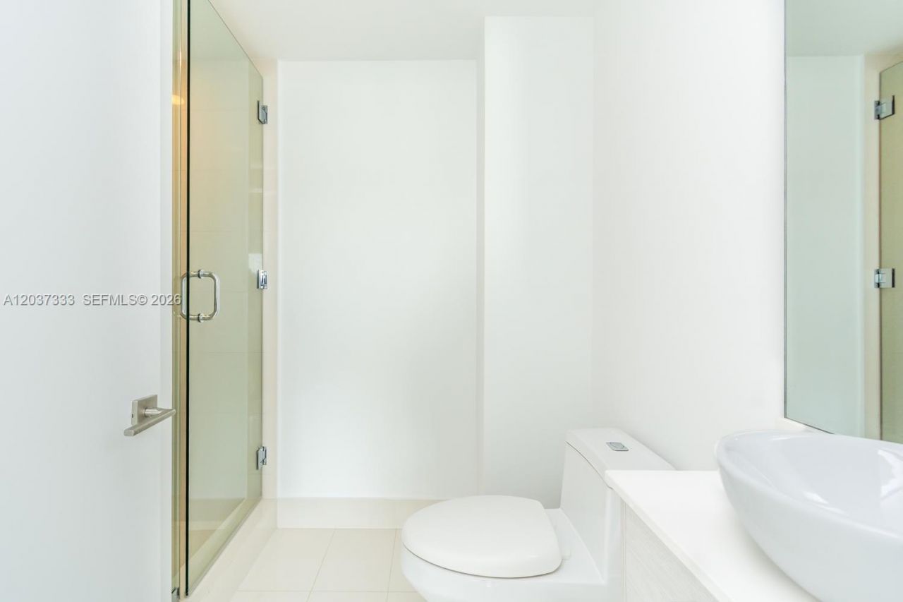 650 NE 32nd St , Unit 805, Miami, FL 33137 Photo