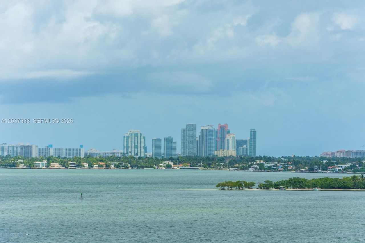 650 NE 32nd St , Unit 805, Miami, FL 33137 Photo