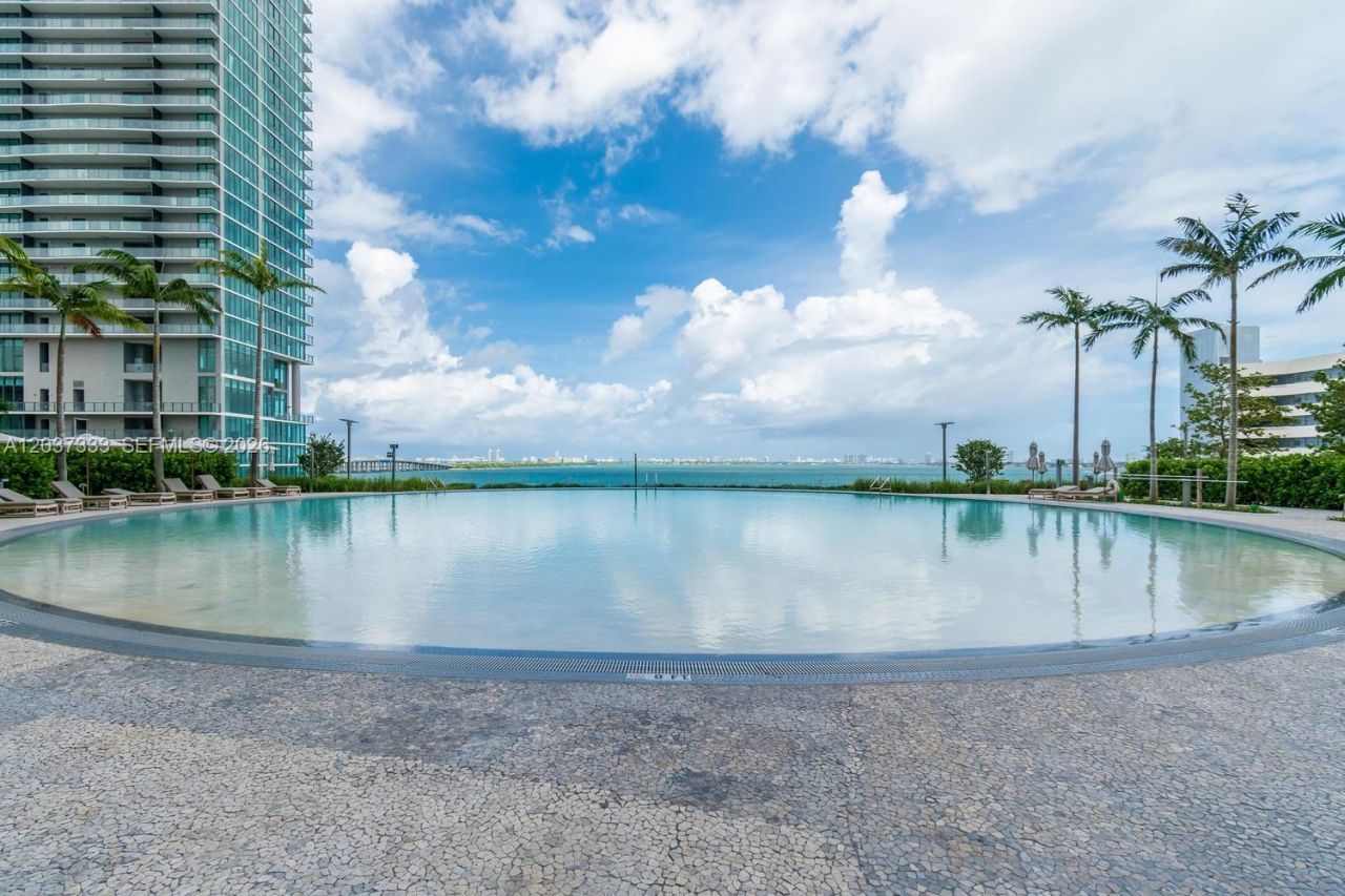 650 NE 32nd St , Unit 805, Miami, FL 33137 Photo
