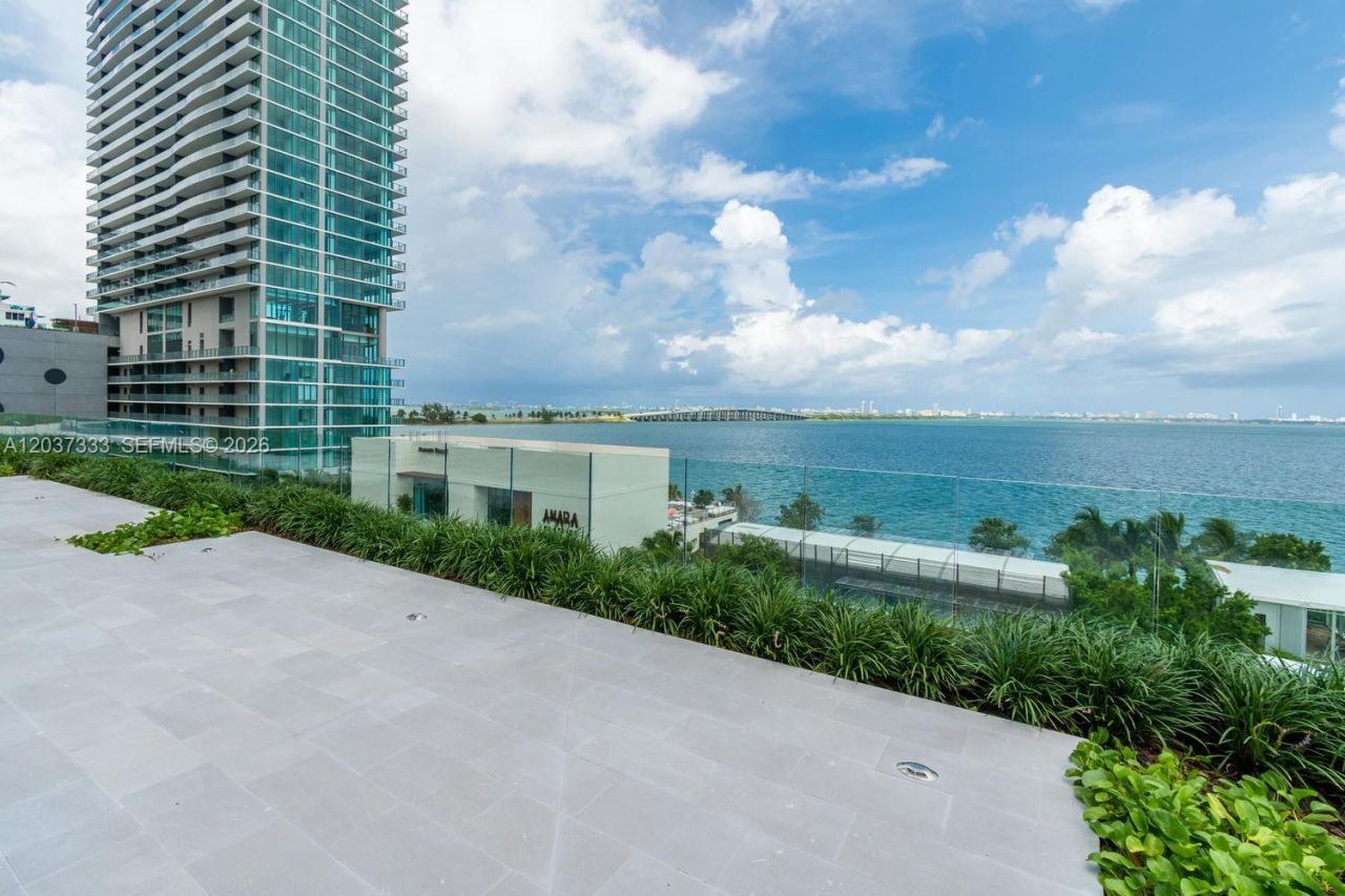 650 NE 32nd St , Unit 805, Miami, FL 33137 Photo