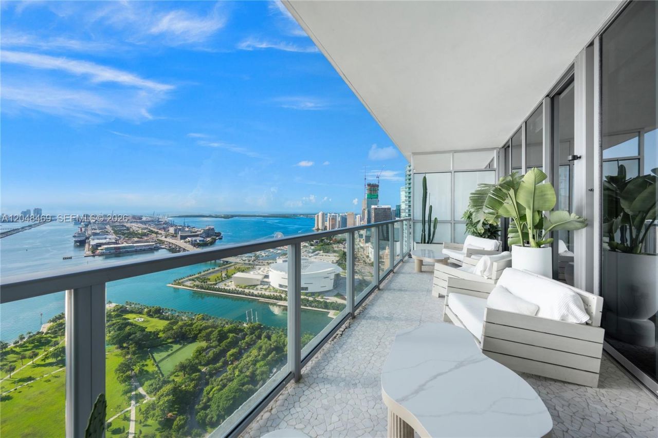 1100 Biscayne Blvd, Unit 5004, Miami, FL 33132 Photo
