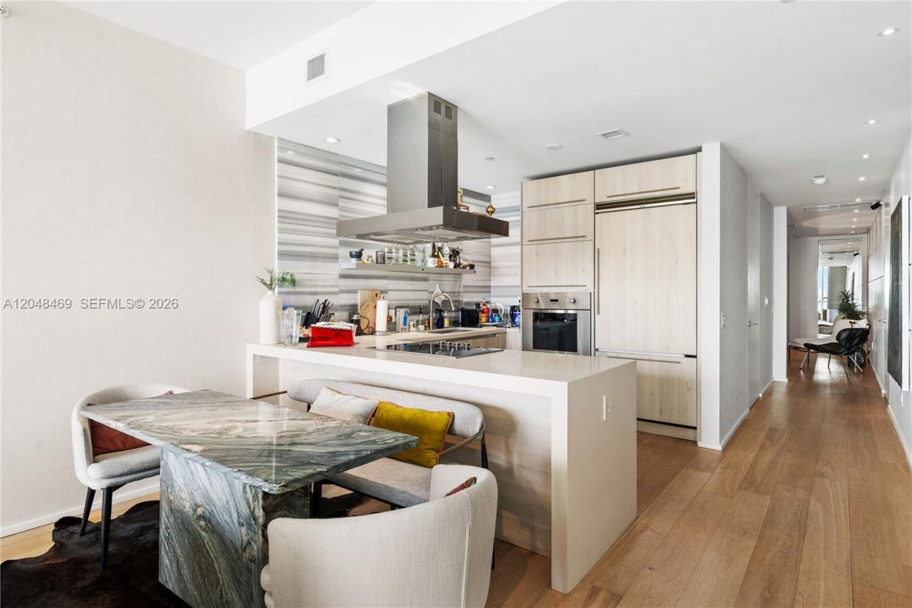 1100 Biscayne Blvd, Unit 5004, Miami, FL 33132 Photo