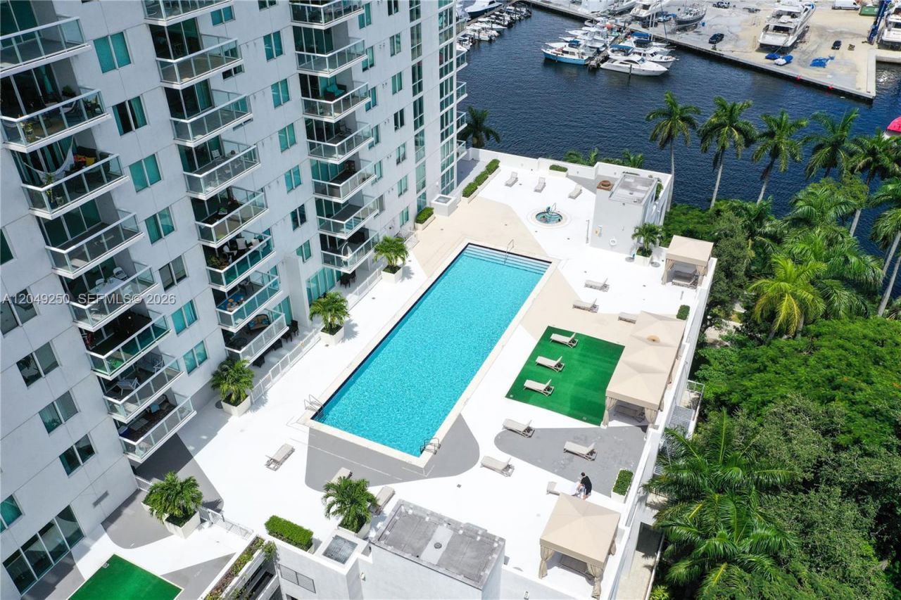 1871 NW S River Dr , Unit 1804, Miami, FL 33125 Photo