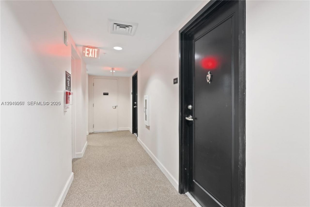 1871 NW S River Dr , Unit 1804, Miami, FL 33125 Photo