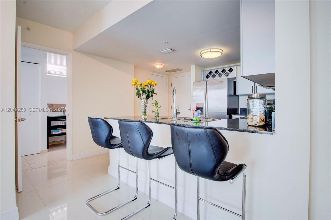 1871 NW S River Dr , Unit 1804, Miami, FL 33125 Photo