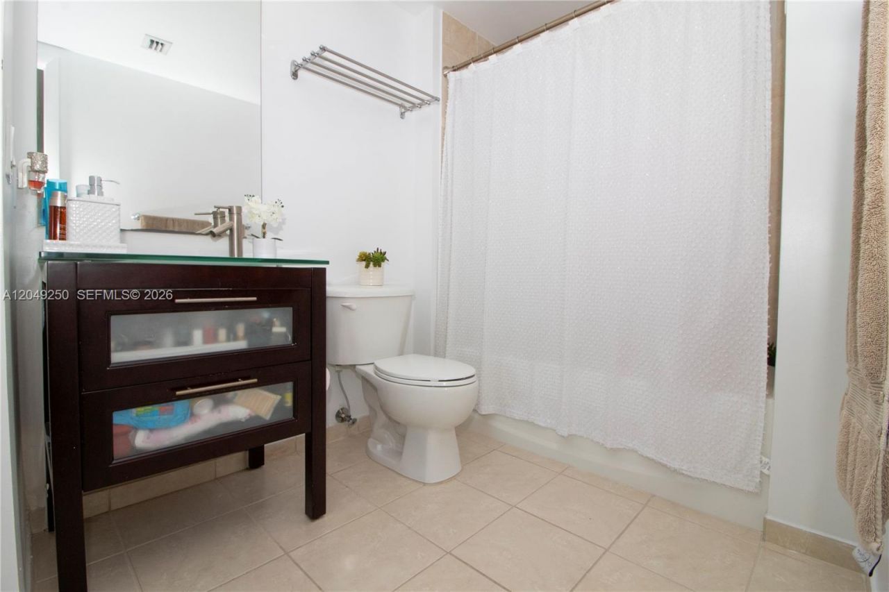1871 NW S River Dr , Unit 1804, Miami, FL 33125 Photo