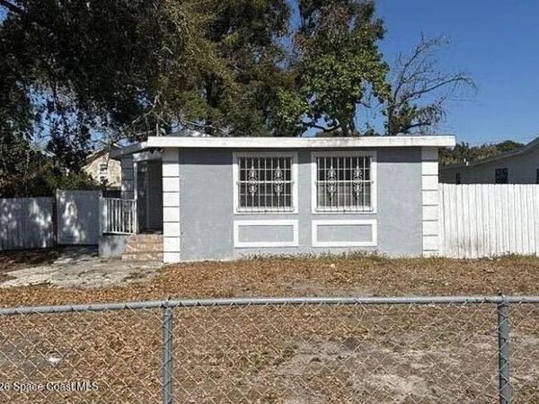 3023 W Green Street , Tampa, FL 33604