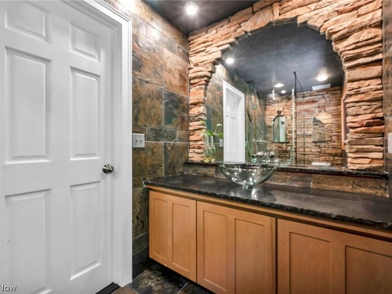 35550 Hanna Road, Willoughby Hills, OH 44094 Photo 25