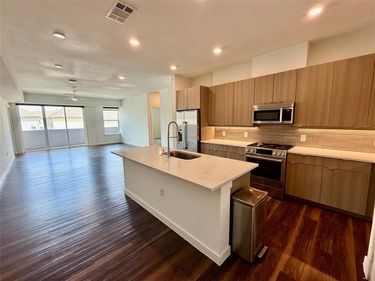 7450 Coronado Avenue, Unit 424, Dallas, TX 75214