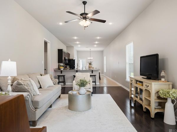 38383 Brown Rd, Prairieville, LA 70769