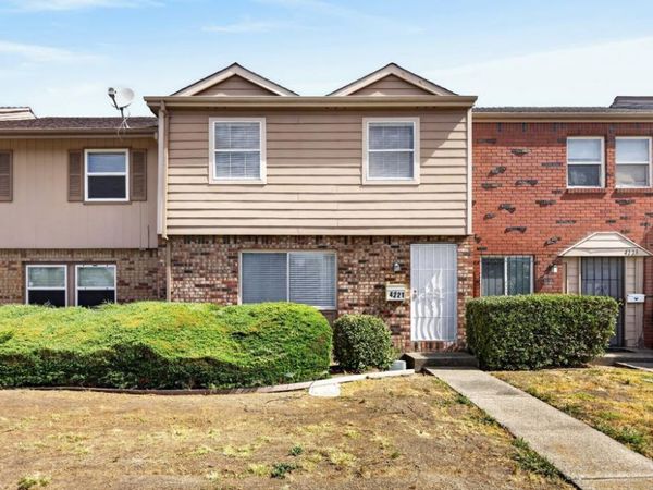 4221 Brookfield Dr, Sacramento, CA 95823