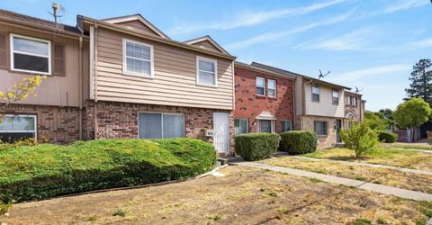 4221 Brookfield Dr, Sacramento, CA 95823 Photo
