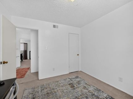 4221 Brookfield Dr, Sacramento, CA 95823 Photo