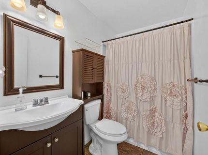 4221 Brookfield Dr, Sacramento, CA 95823 Photo
