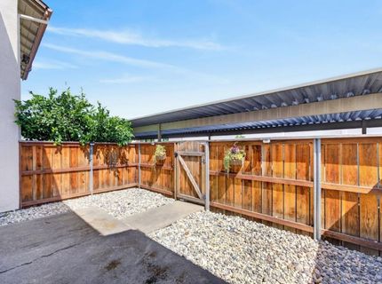 4221 Brookfield Dr, Sacramento, CA 95823 Photo