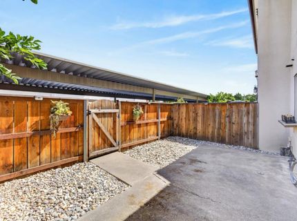 4221 Brookfield Dr, Sacramento, CA 95823 Photo