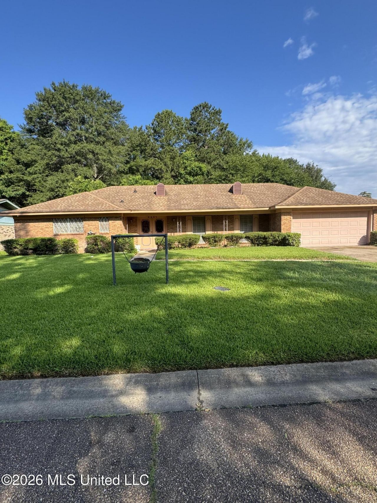 6857 Franklin Delano Roosevelt Drive, Jackson, MS 39213 Main Photo