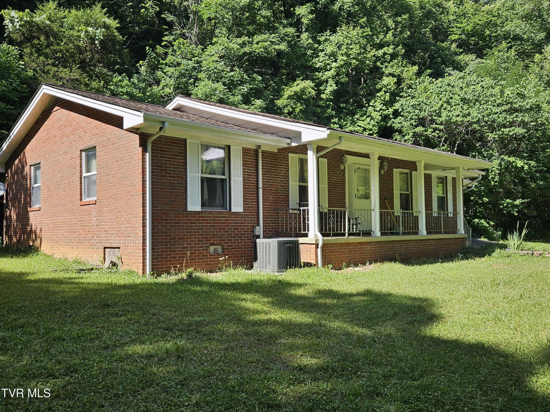 19370 Us Highway 23, Duffield, VA 24244 Main Photo