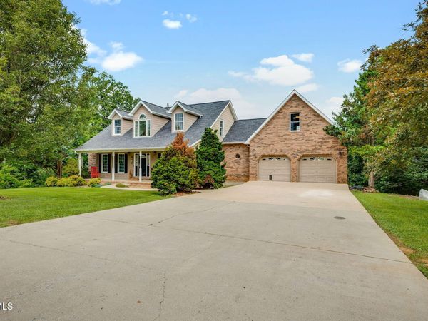 512 Wood View Court, Kingsport, TN 37664