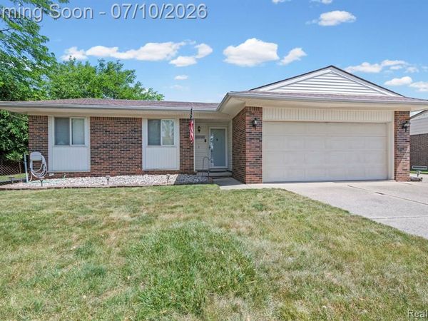 23888 Cedar Ridge Drive, Brownstown Twp, MI 48174