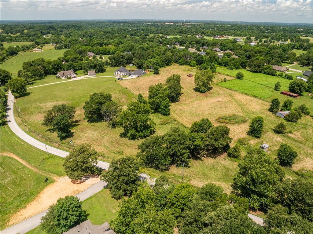 Lot 4 1.00 Acres E Lake Road, Elm Springs, AR 72762 Main Photo