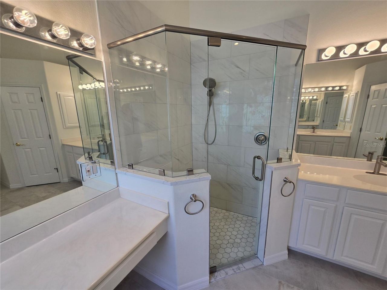 8427 Sailing Loop, Lakewood Ranch, FL 34202 Photo