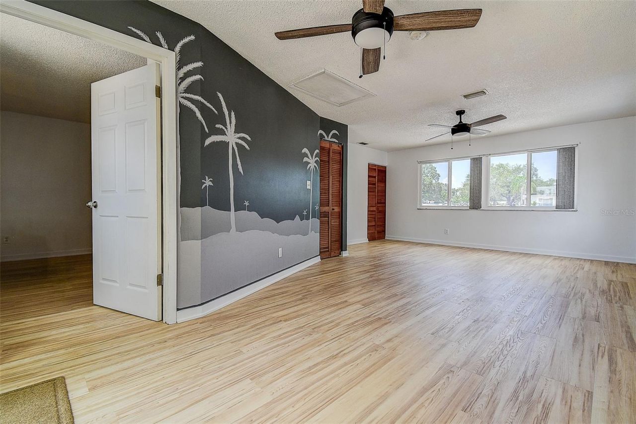 1509 Canterbury Road N, Saint Petersburg, FL 33710 Photo