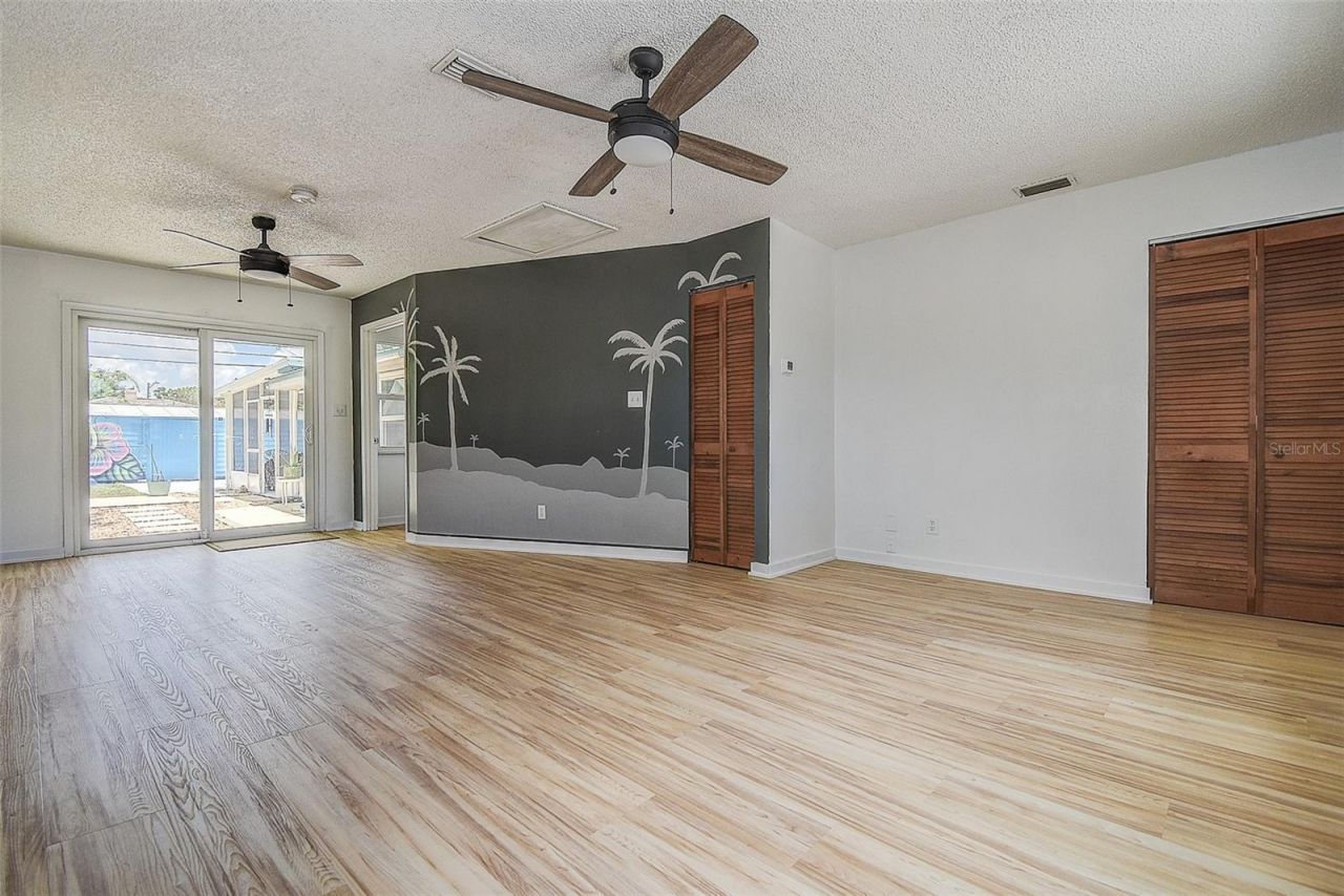 1509 Canterbury Road N, Saint Petersburg, FL 33710 Photo