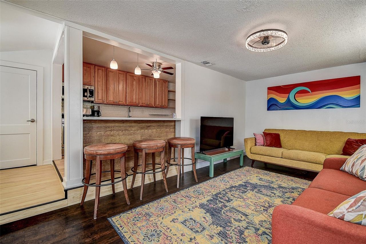 1509 Canterbury Road N, Saint Petersburg, FL 33710 Photo