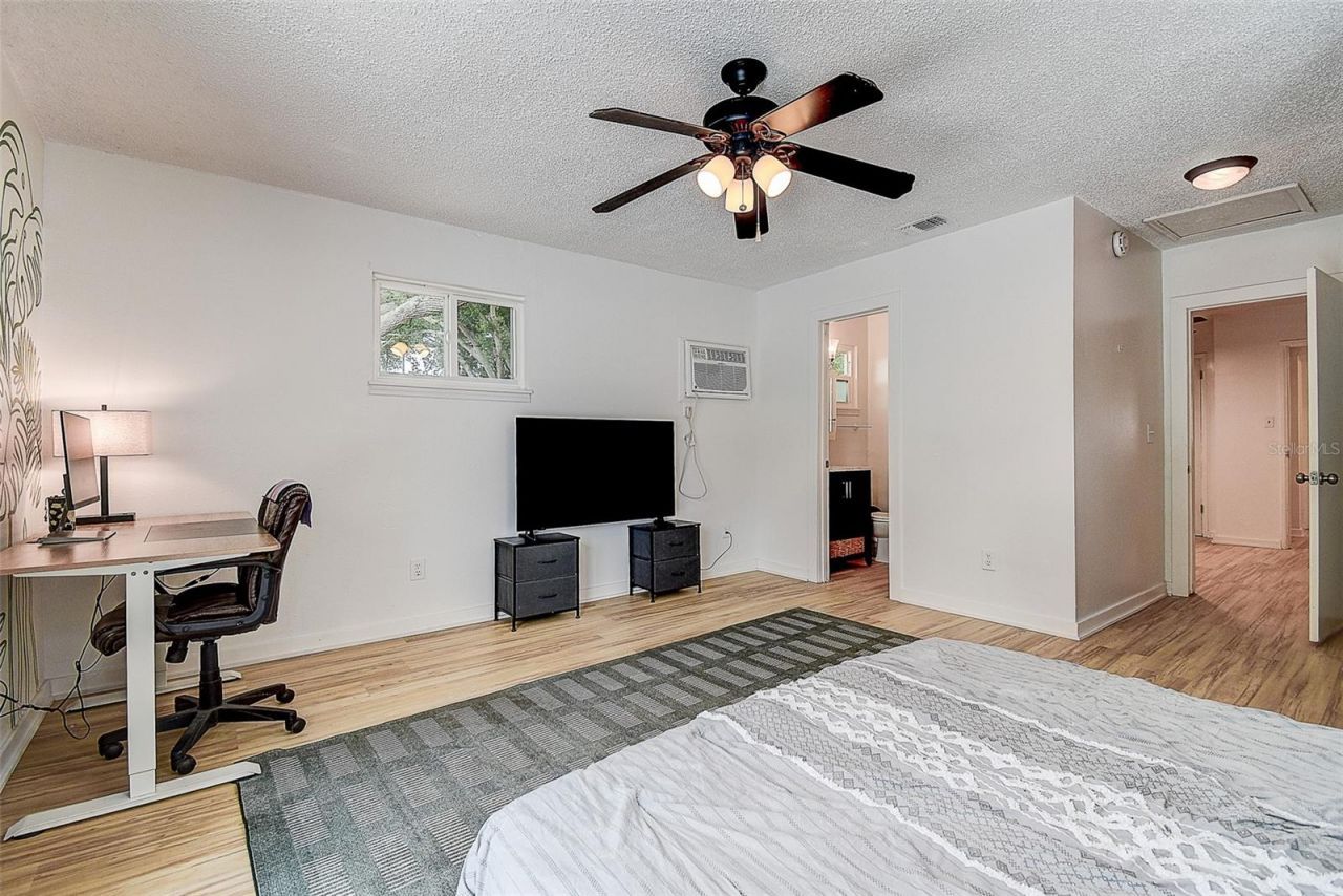 1509 Canterbury Road N, Saint Petersburg, FL 33710 Photo