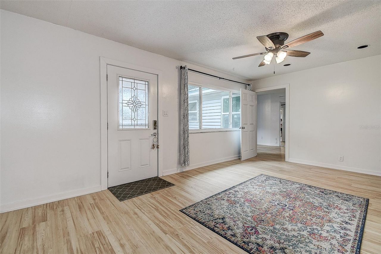 1509 Canterbury Road N, Saint Petersburg, FL 33710 Photo