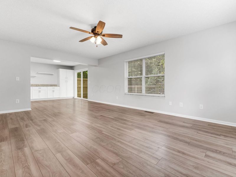 342 Shawnee Loop S, Pataskala, OH 43062 Photo 5