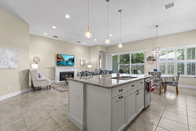 1143 4th Lane Sw, Vero Beach, FL 32962 Photo