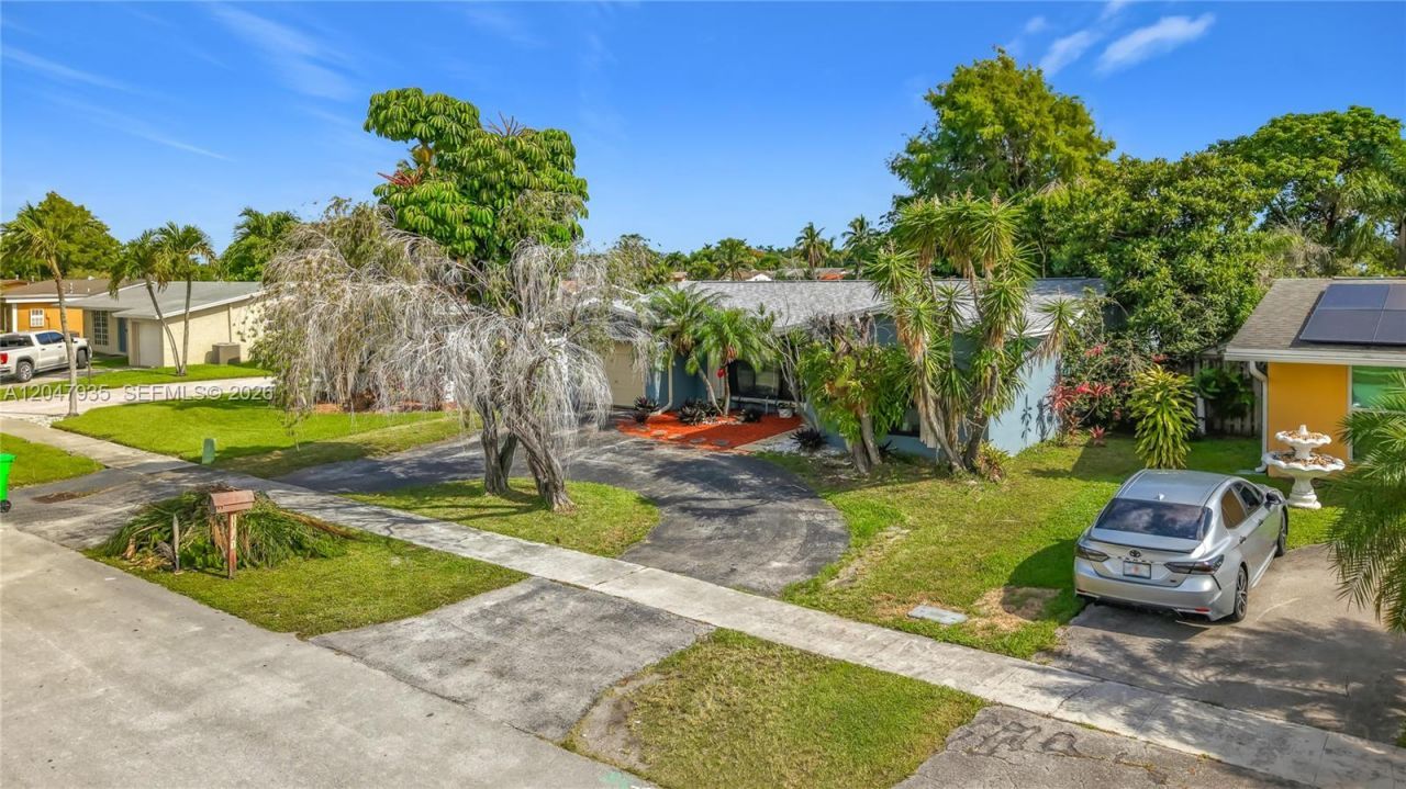 11541 NW 31st Pl, Sunrise, FL 33323 Photo