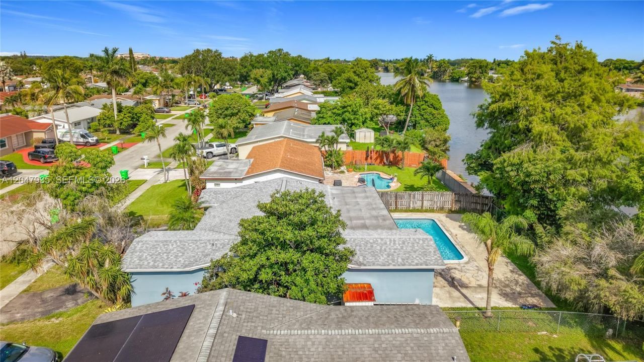 11541 NW 31st Pl, Sunrise, FL 33323 Photo