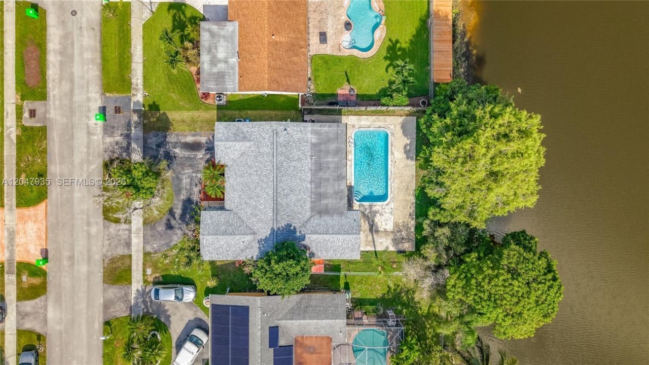 11541 NW 31st Pl, Sunrise, FL 33323 Photo